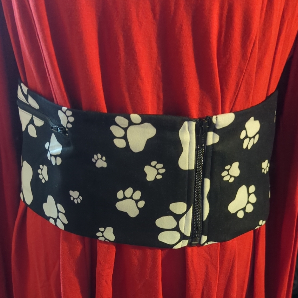 Paw Print Design Size Large Fusion Belts Slim Belt with Zippered Pocket - Picture 3 of 6